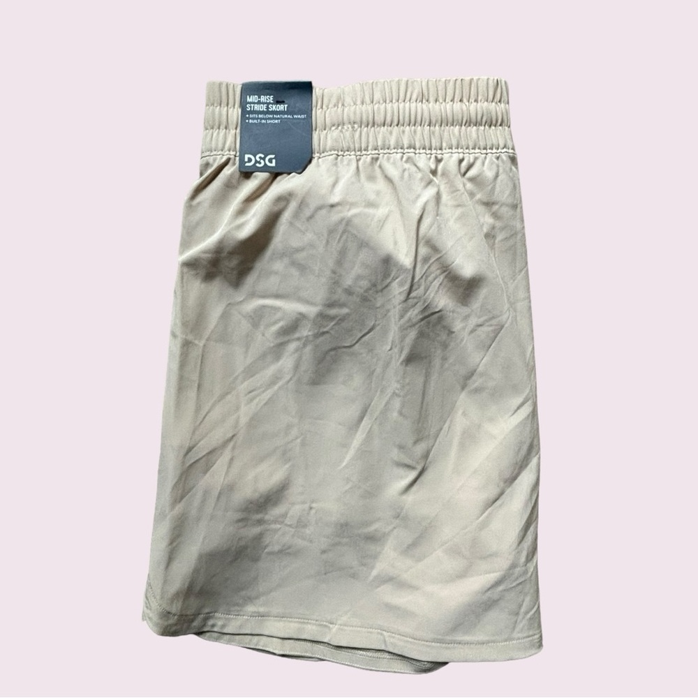 DSG Performance - Mid Rise Stride Skort - Picture 6 of 9